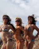 3 naked girls